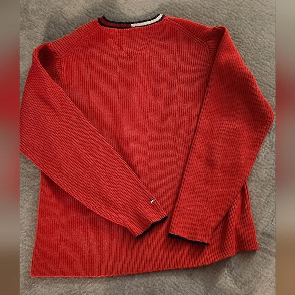 Tommy Hilfiger Sweater, size L - Picture 2 of 4